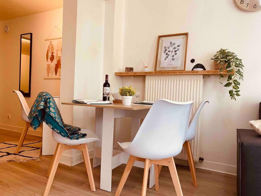 Appartement Cosy Au Calme A 20 Min De Paris วีลุชวีฟ ภายนอก รูปภาพ