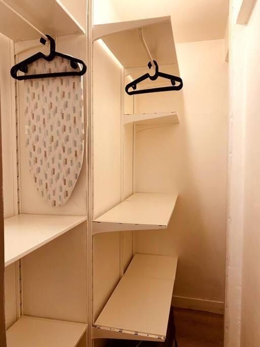 Appartement Cosy Au Calme A 20 Min De Paris วีลุชวีฟ ภายนอก รูปภาพ