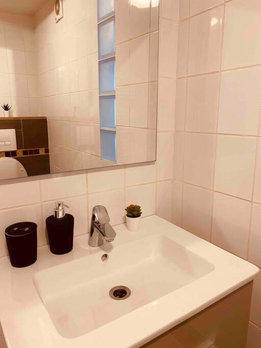 Appartement Cosy Au Calme A 20 Min De Paris วีลุชวีฟ ภายนอก รูปภาพ